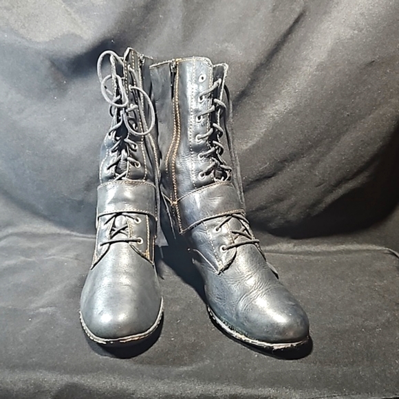 Born ankle boots - Picture 2 of 4